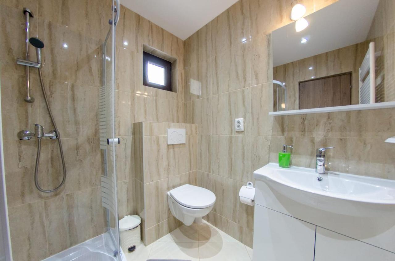 Casa Andy Hotel Busteni Ngoại thất bức ảnh