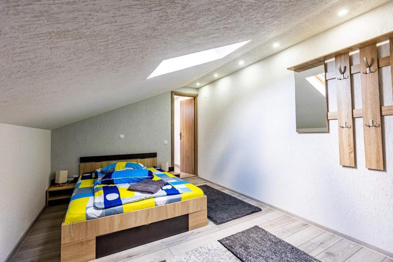 Casa Andy Hotel Busteni Ngoại thất bức ảnh