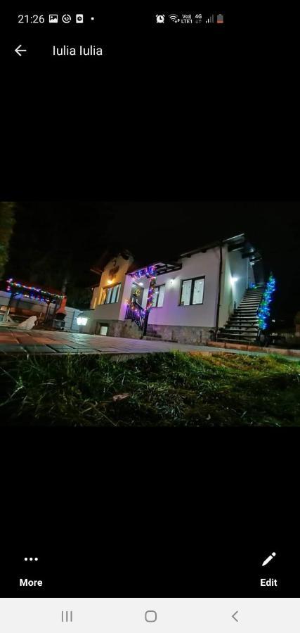 Casa Andy Hotel Busteni Ngoại thất bức ảnh